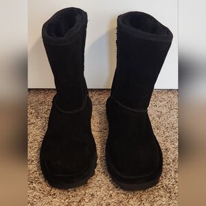 BearPaw Black Suede Boots